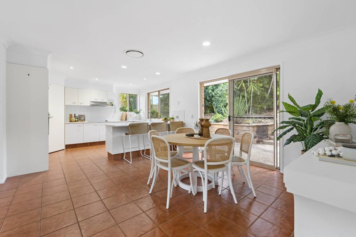 11 Tobermory Court Merrimac 4226 - Image 5