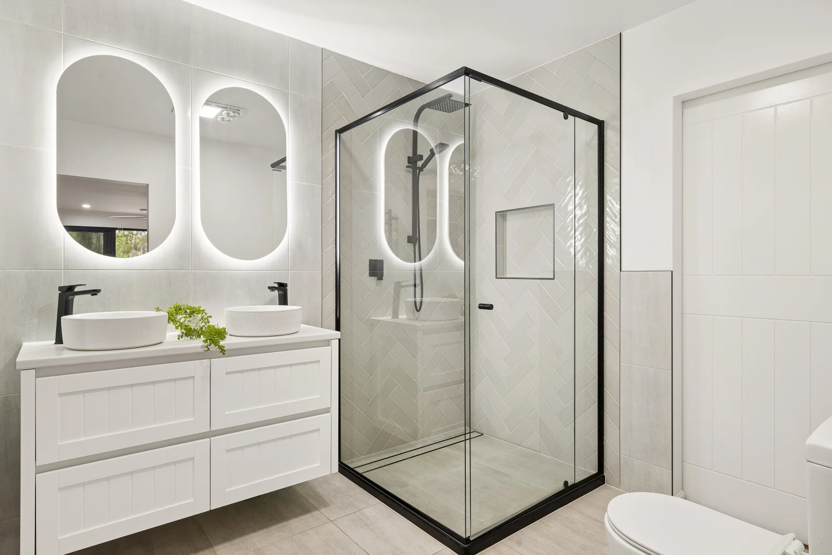 Additional image 11 of 858 Clear Mountain Road, Cashmere QLD 4500