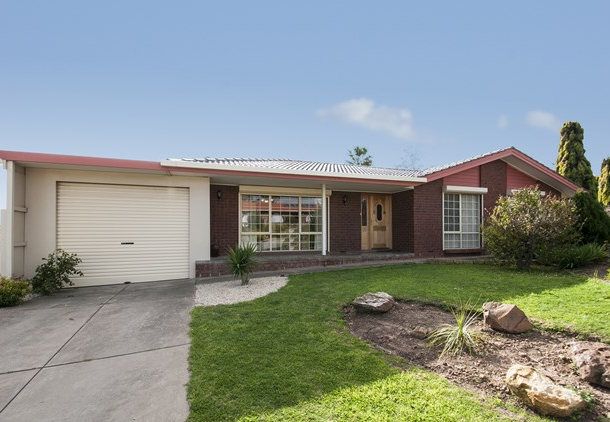 15 Ariel Street, Hallett Cove SA 5158