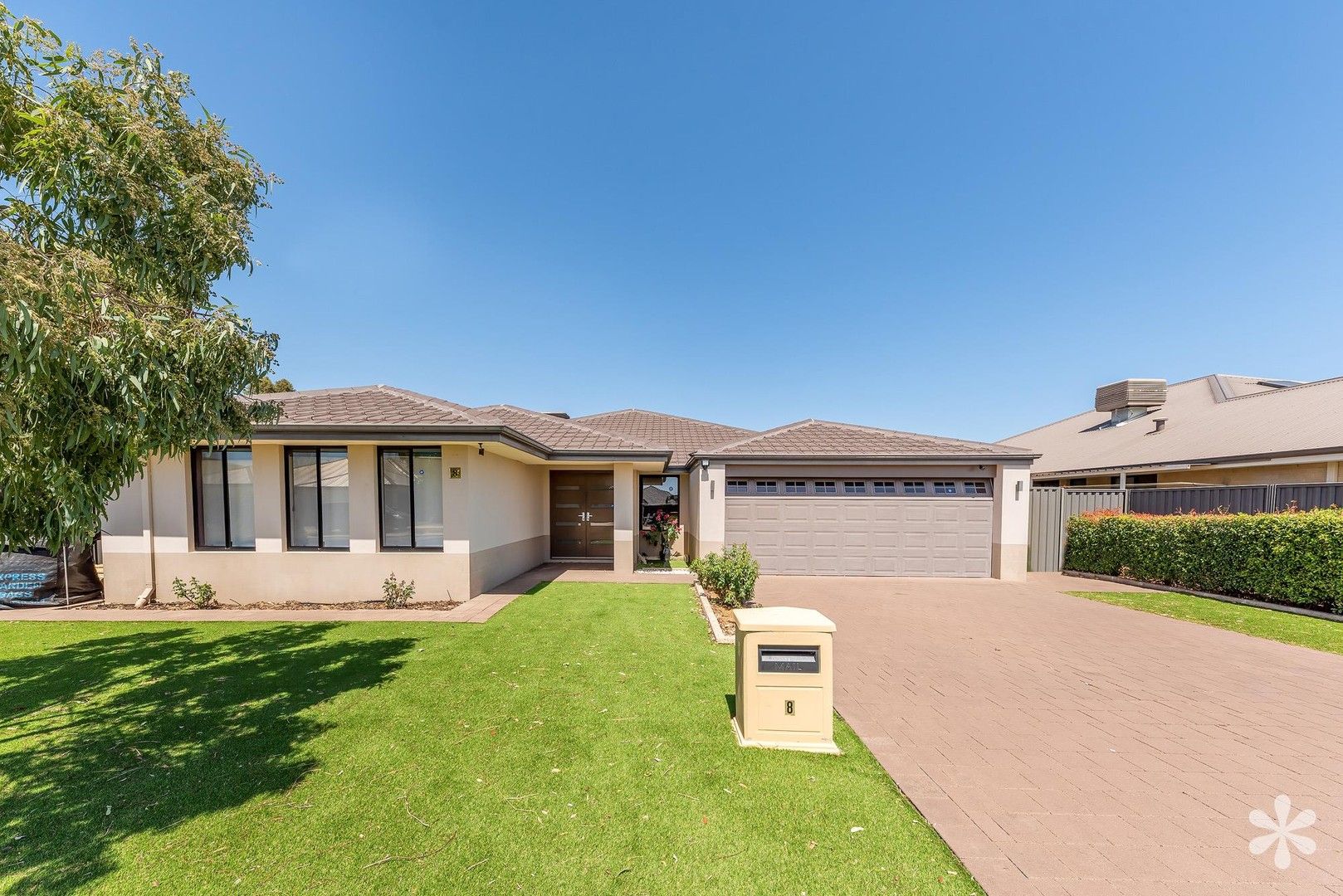 4 bedrooms House in 8 Laverick Street HAYNES WA, 6112