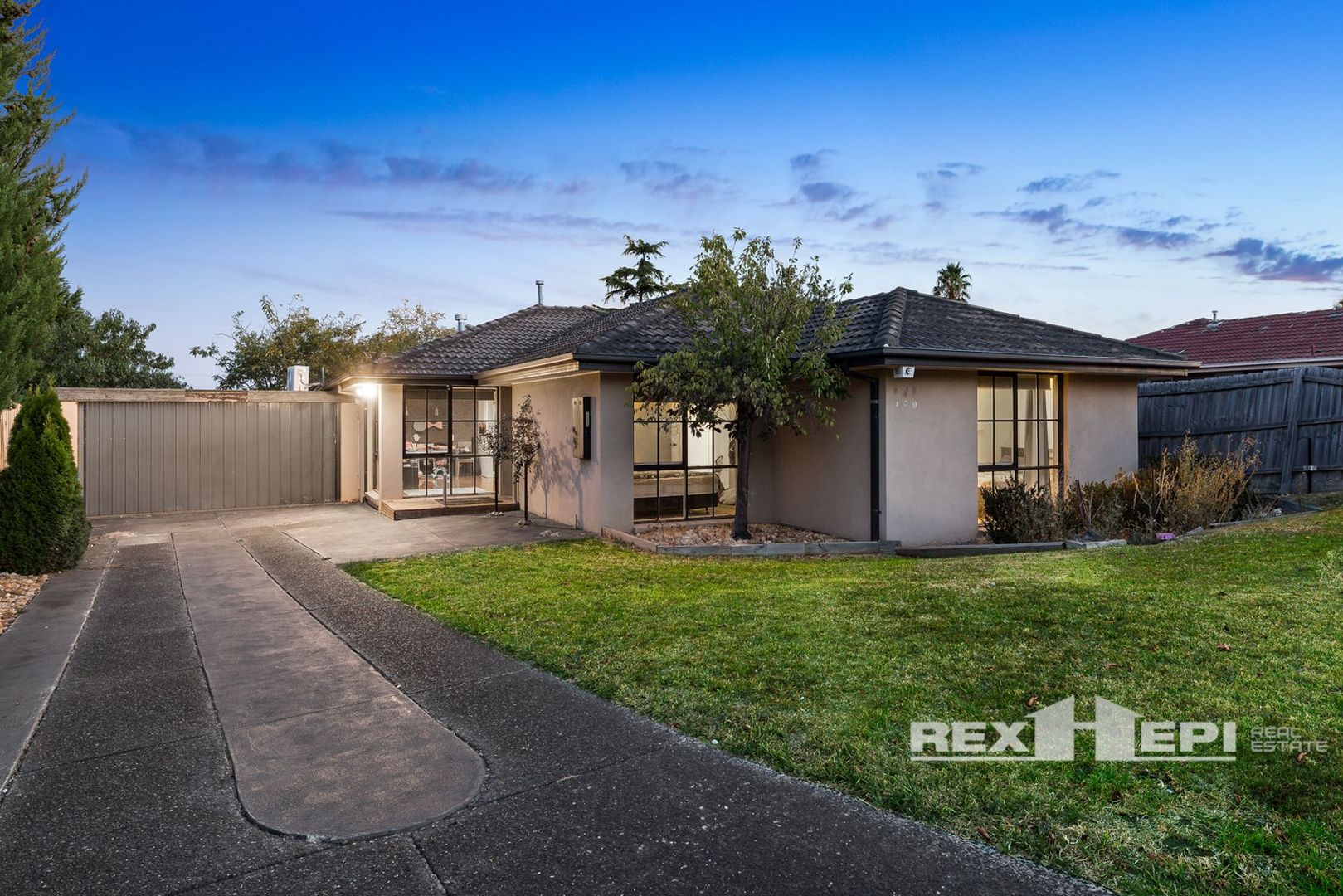 44 Nettle Drive, Hallam VIC 3803