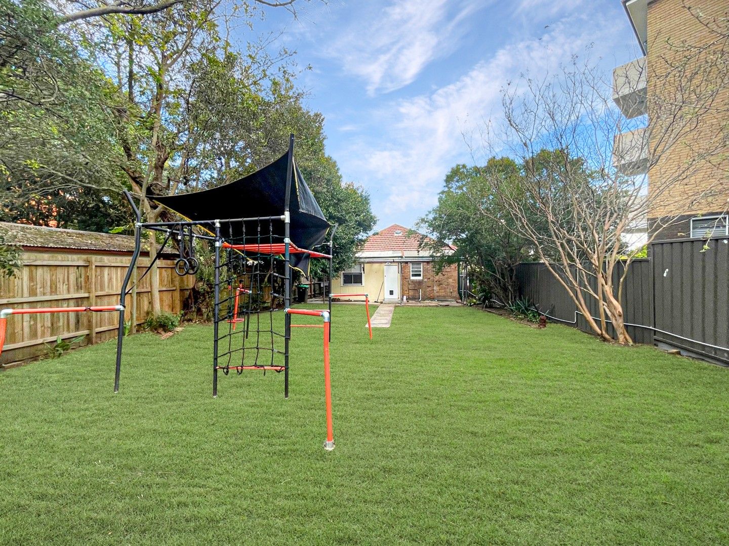 3 bedrooms House in 6 Meriton Street GLADESVILLE NSW, 2111