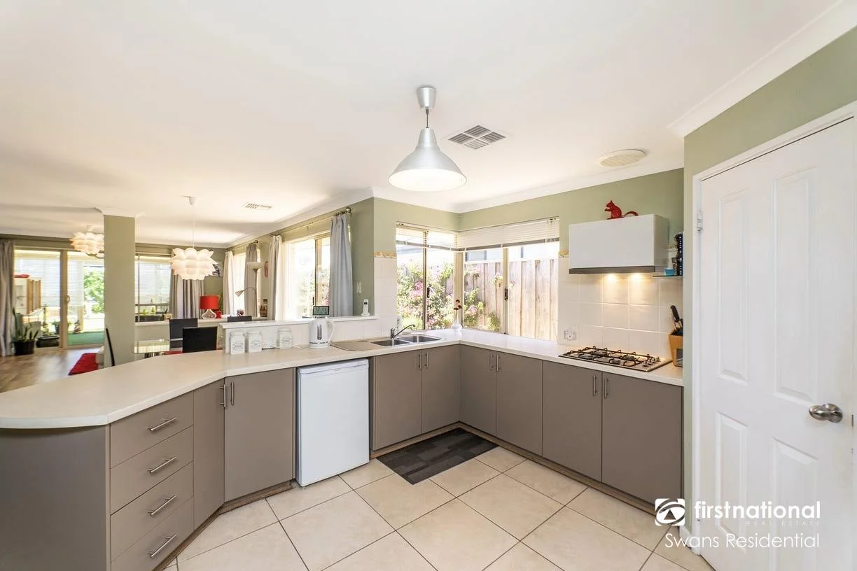 Additional image 2 of 1 Marsdenia Road, Halls Head WA 6210