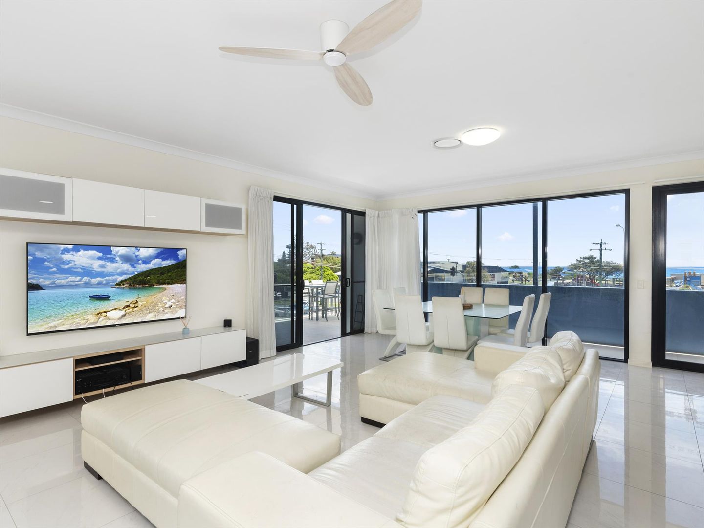 7/2 Tallebudgera Drive, Palm Beach QLD 4221, Image 1