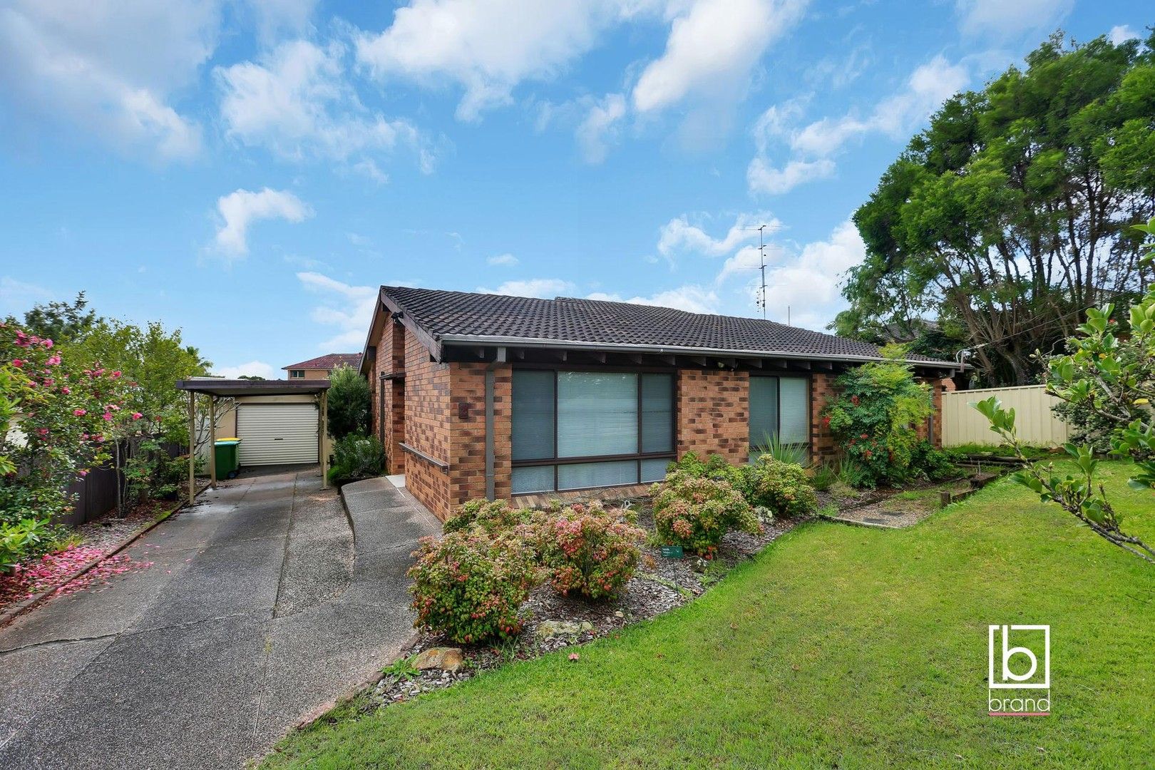 2 Esther Close, Gorokan NSW 2263, Image 0