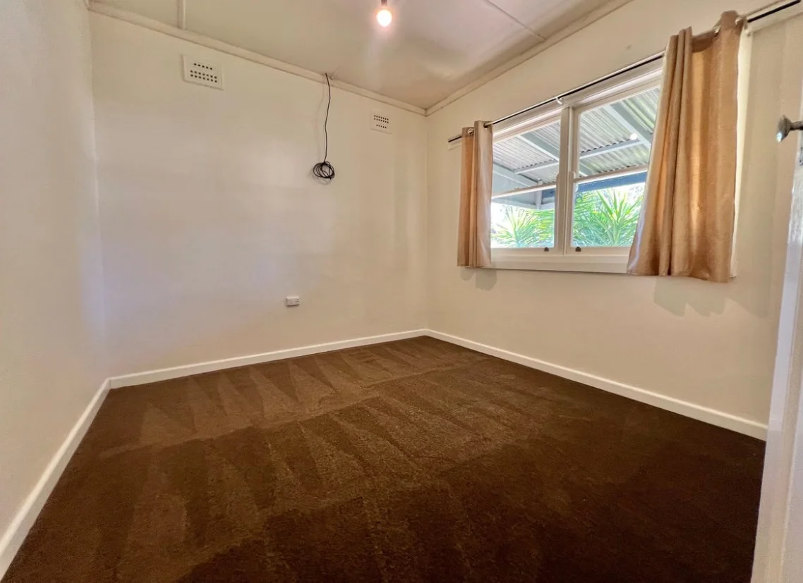 Additional image 2 of 10 Woodward Street, Parkes NSW 2870