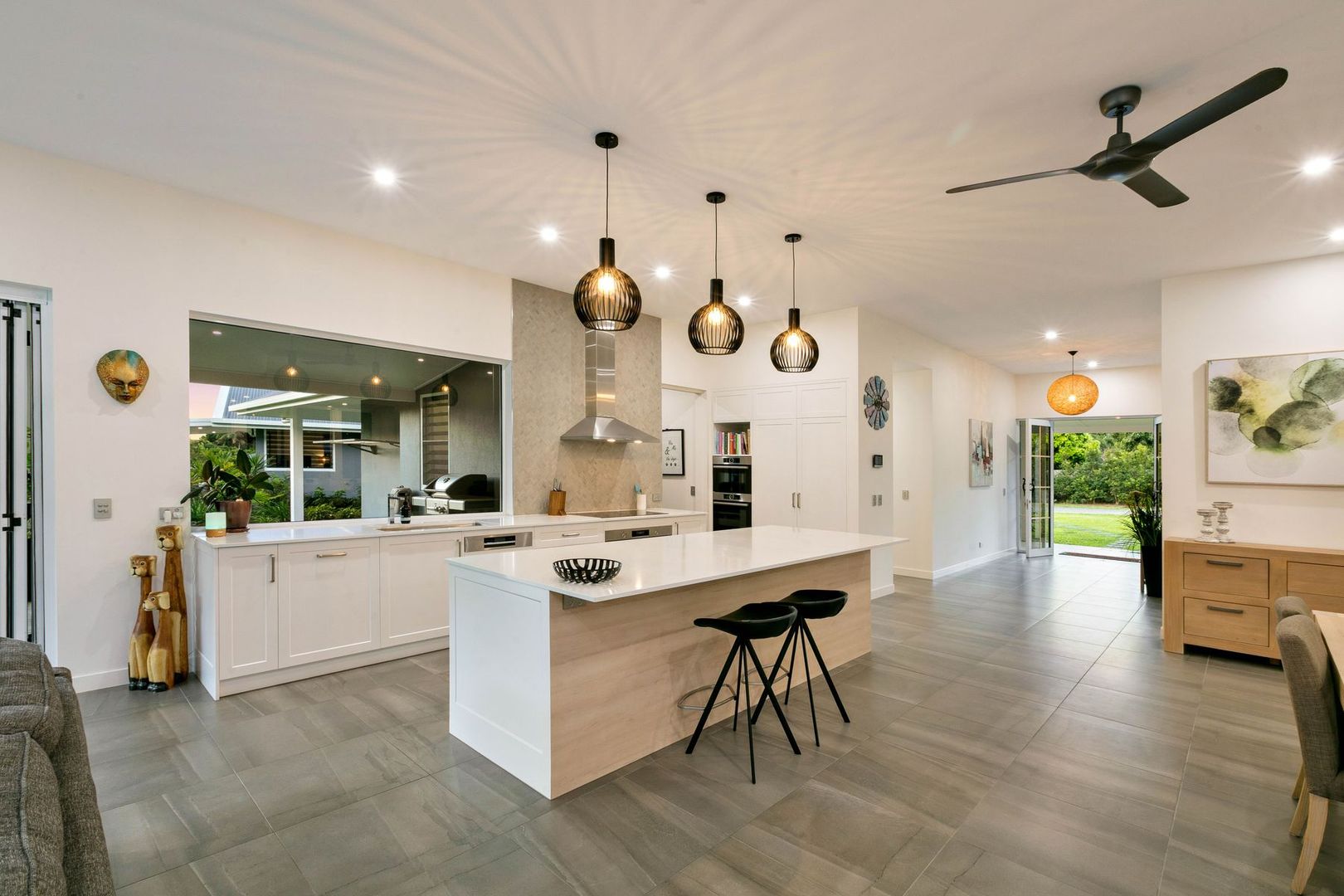 30-32 James Cook Drive, Kewarra Beach QLD 4879, Image 2