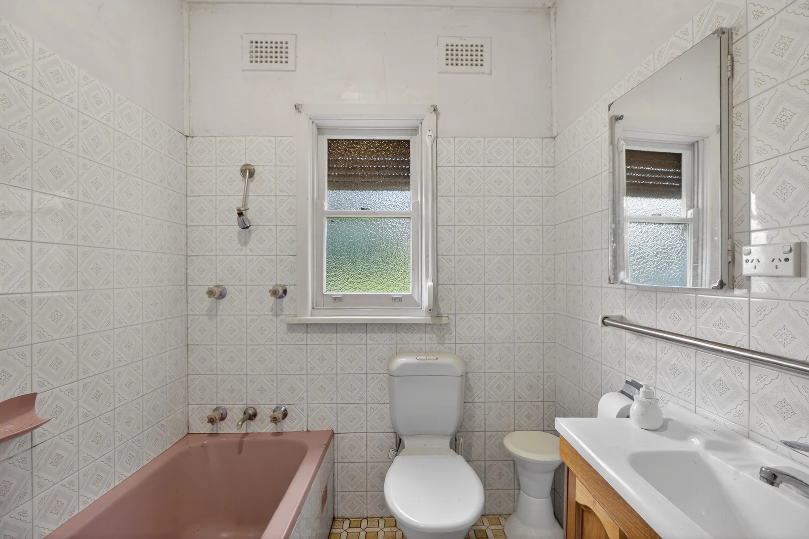 Additional image 9 of 96 Canterbury Road, Glenfield NSW 2167