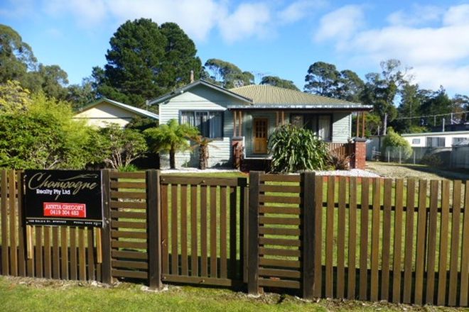 Picture of 2 Honeysuckle Avenue, SISTERS BEACH TAS 7321