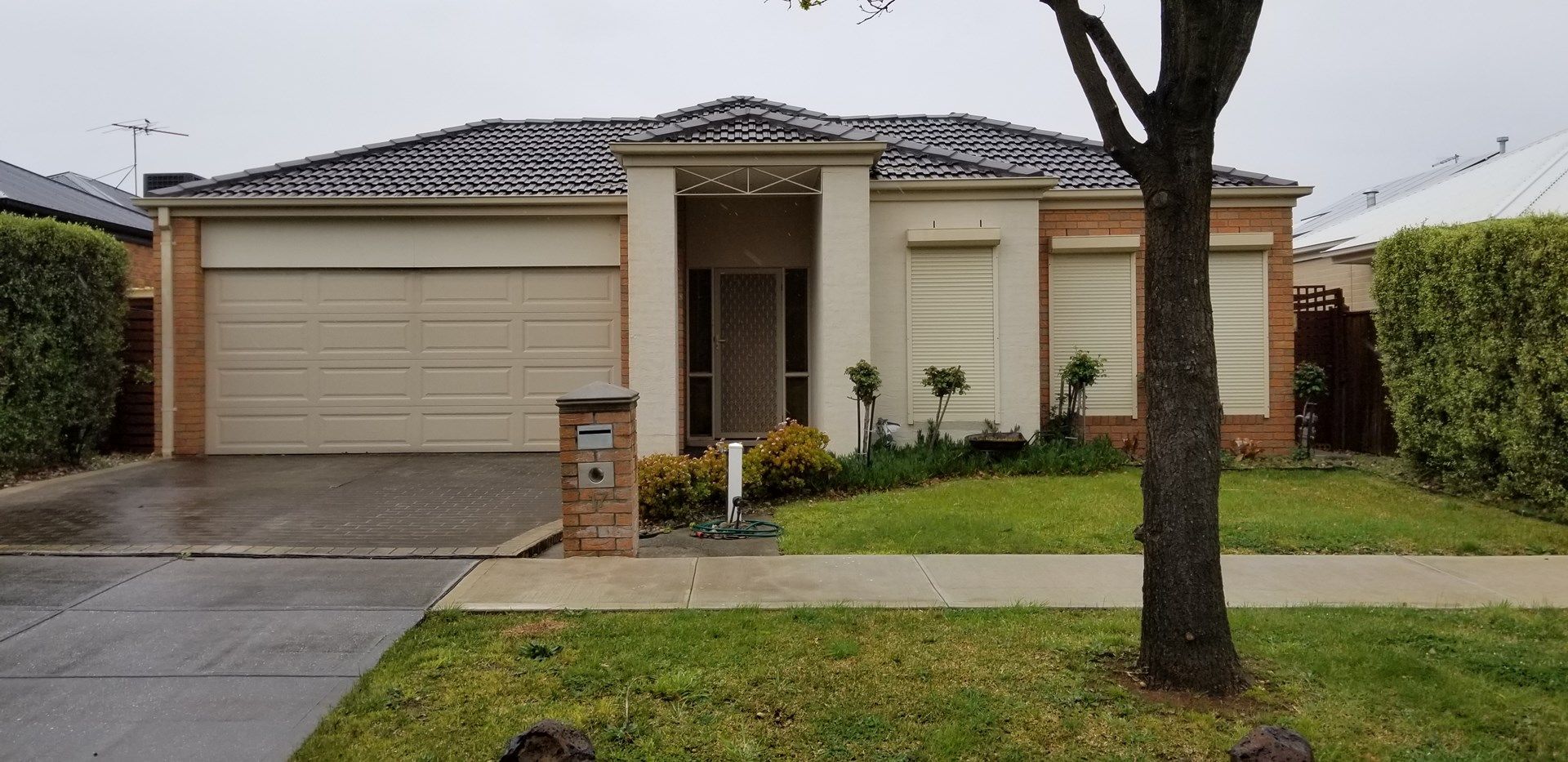 4 bedrooms House in 17 The Garlands CRAIGIEBURN VIC, 3064