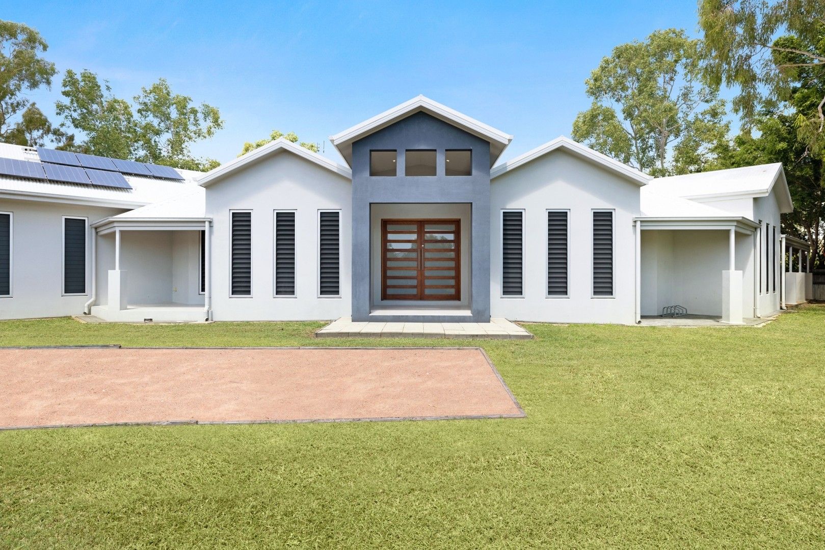 6 bedrooms House in 80 Tennessee Way KELSO QLD, 4815