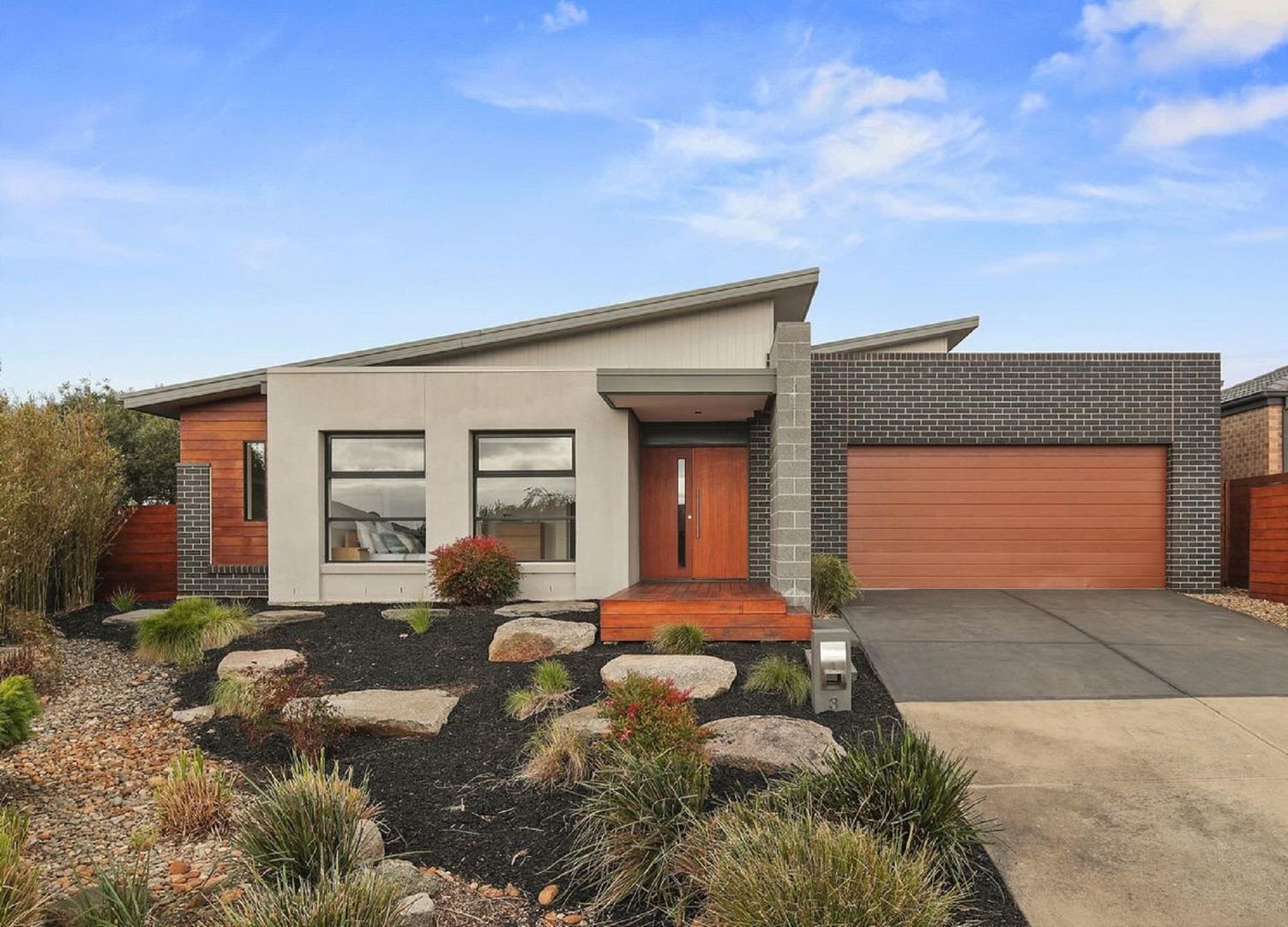 4 bedrooms House in 3 Rosella Grove COWES VIC, 3922
