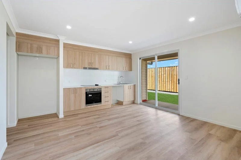 Additional image 2 of 2/11 Pleasant Street, Morayfield QLD 4506