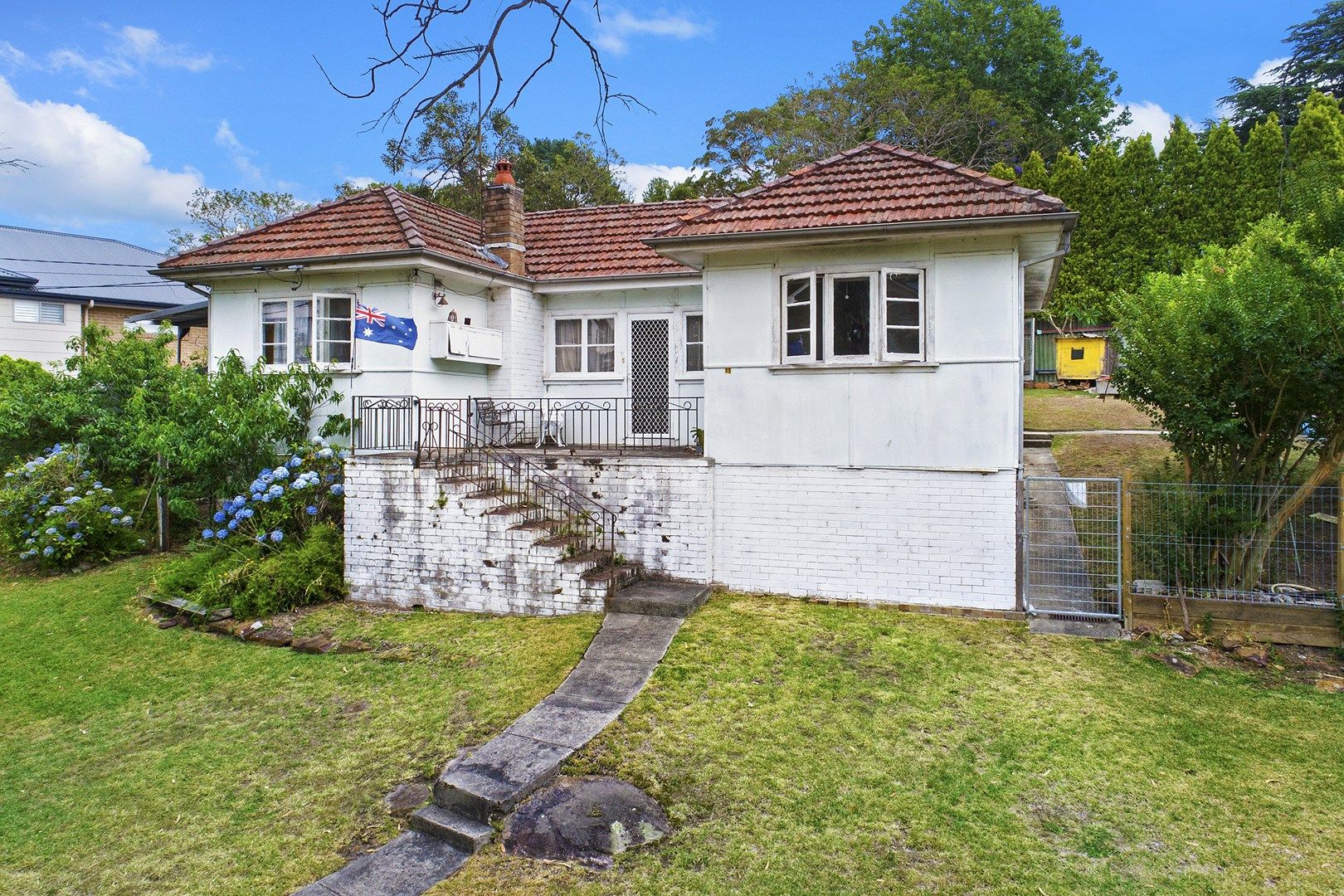 15 Bushlands Avenue, Hornsby Heights NSW 2077, Image 0