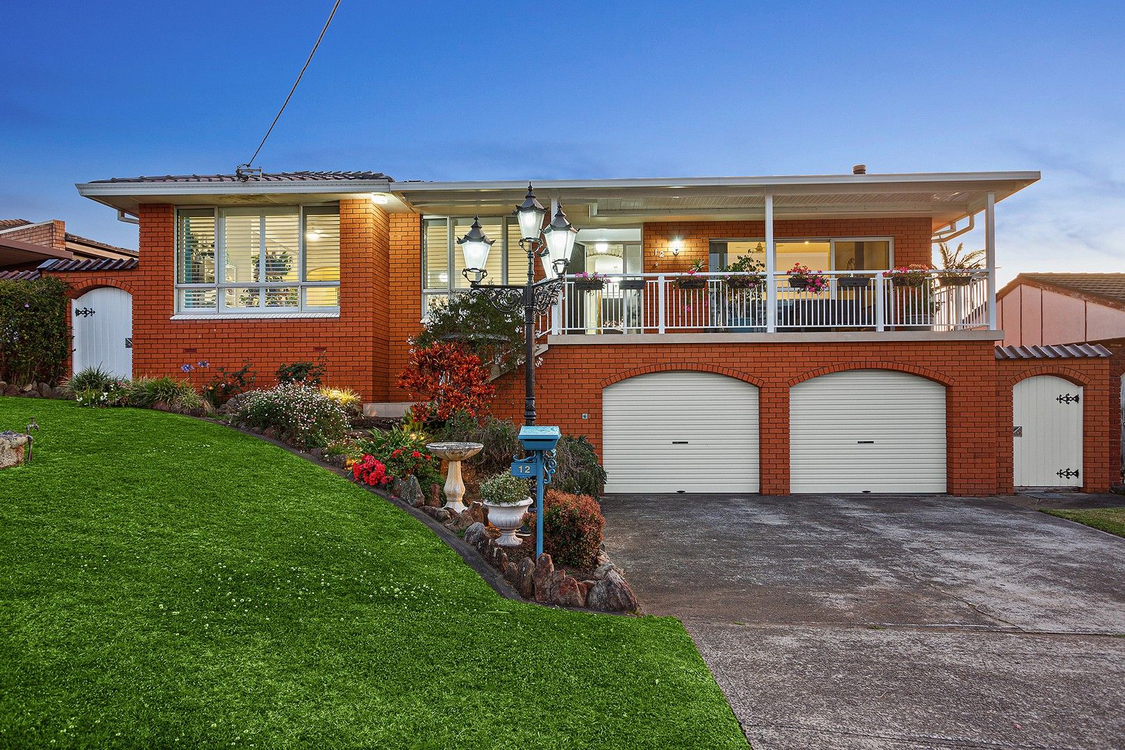 12 Cox Parade, Mount Warrigal NSW 2528, Image 0