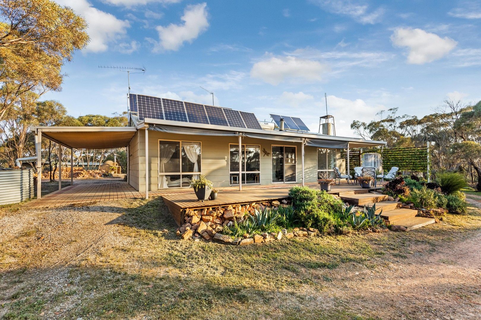 517 Nine Mile South-Wedderburn Road, Wedderburn VIC 3518, Image 0