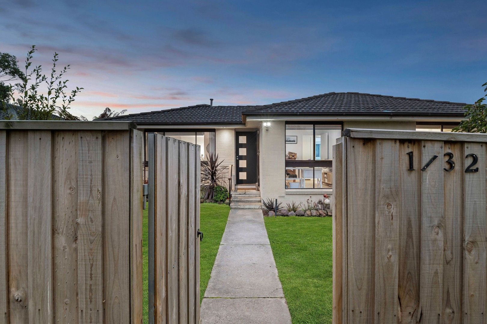 1/32 Douglas Street, Hastings VIC 3915, Image 2