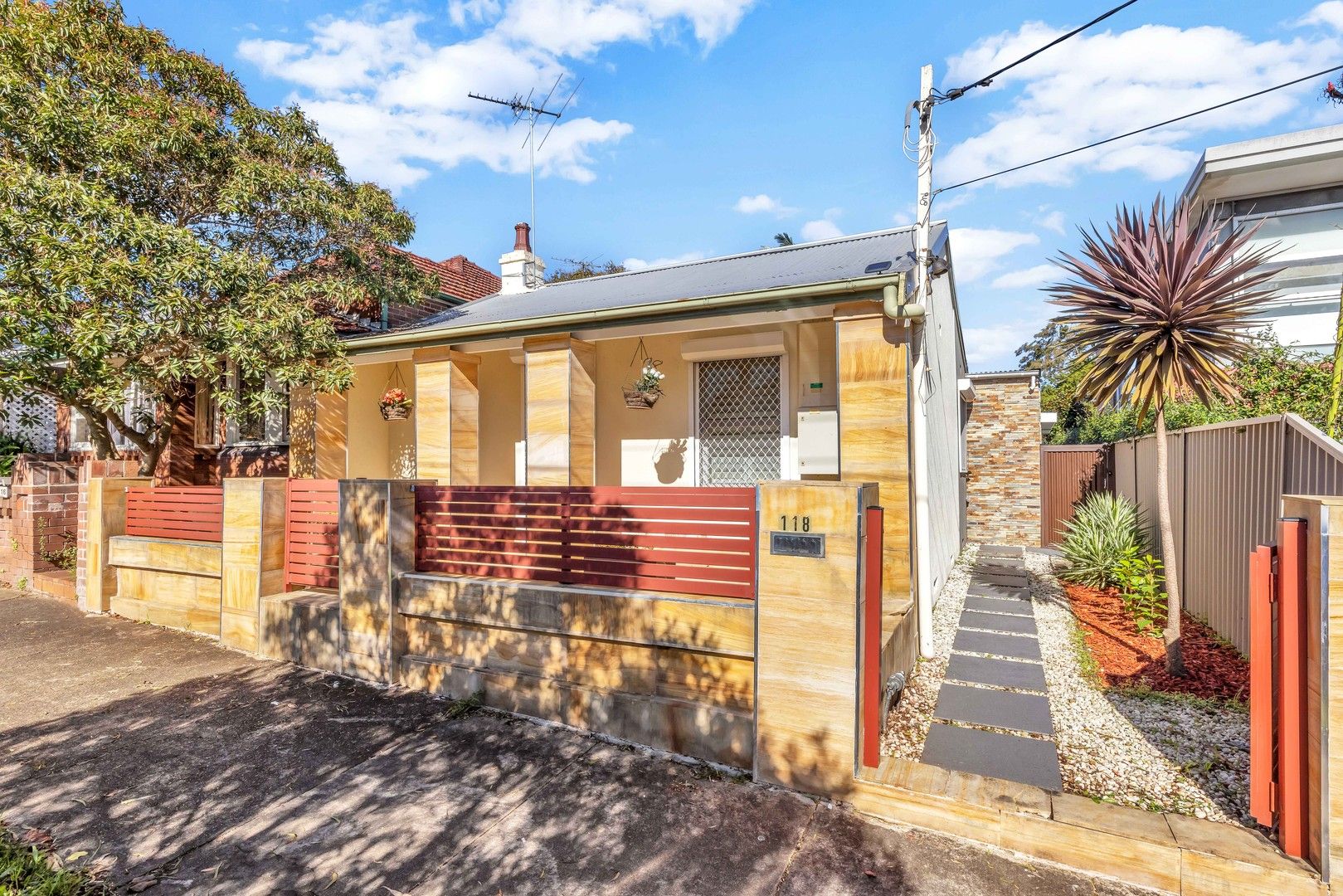 4 bedrooms House in 118 Park Avenue ASHFIELD NSW, 2131