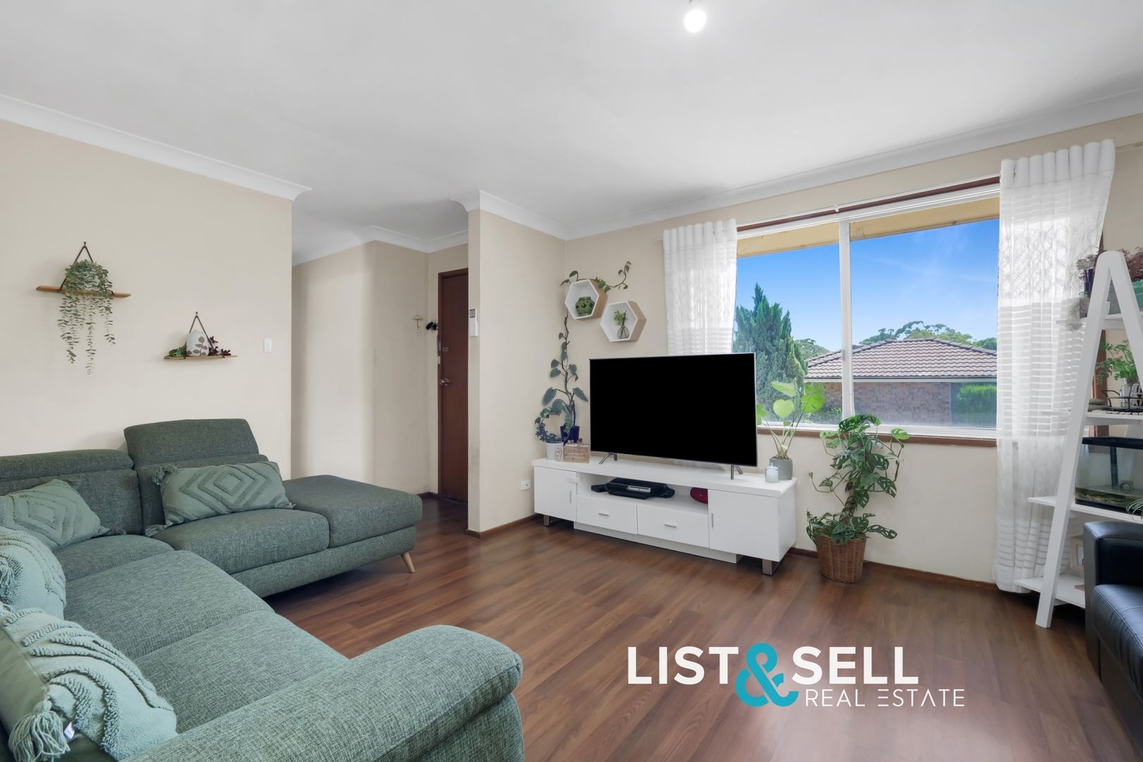 10/4 Sitella Place, Ingleburn NSW 2565, Image 1