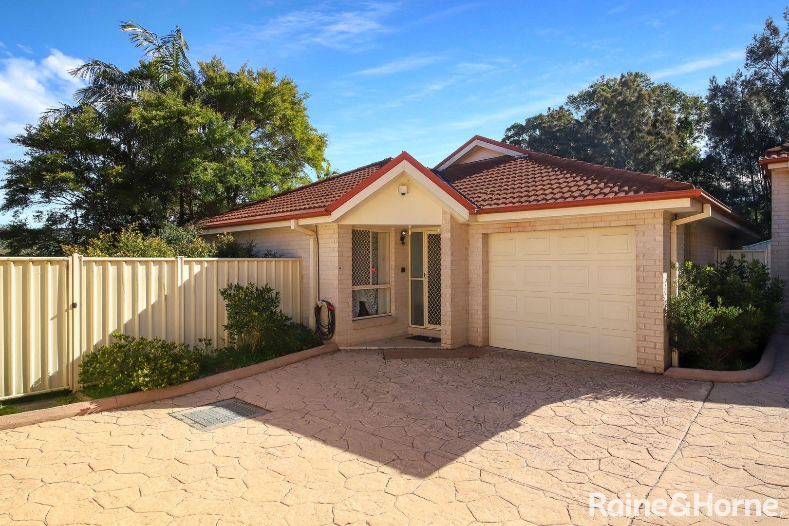 4/14 Debra Anne Drive, Bateau Bay NSW 2261, Image 0