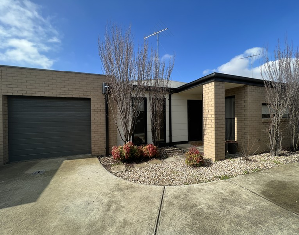 2/21 Benita Place, Leopold VIC 3224