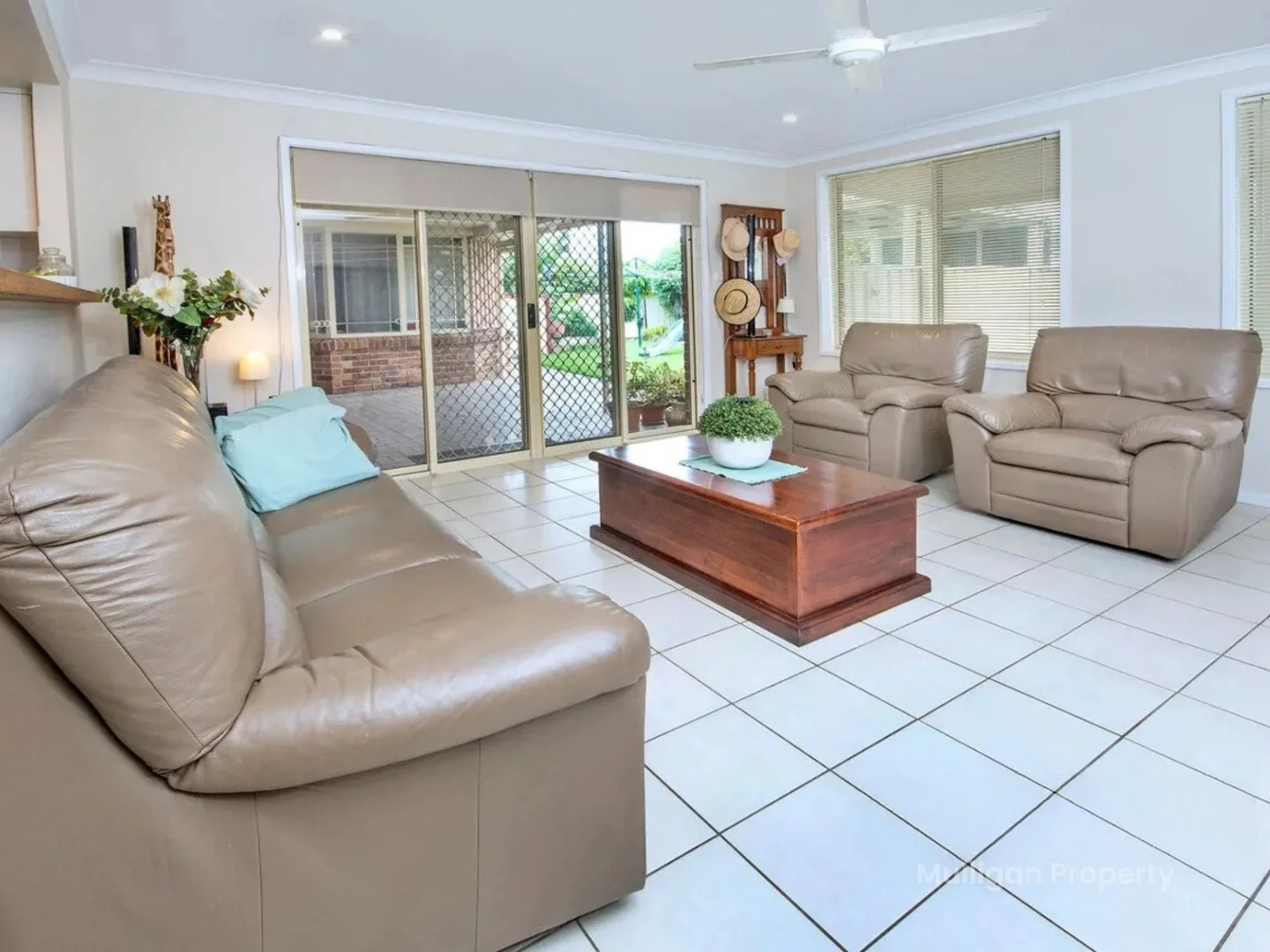 2/9 Angophora Drive, Warabrook NSW 2304