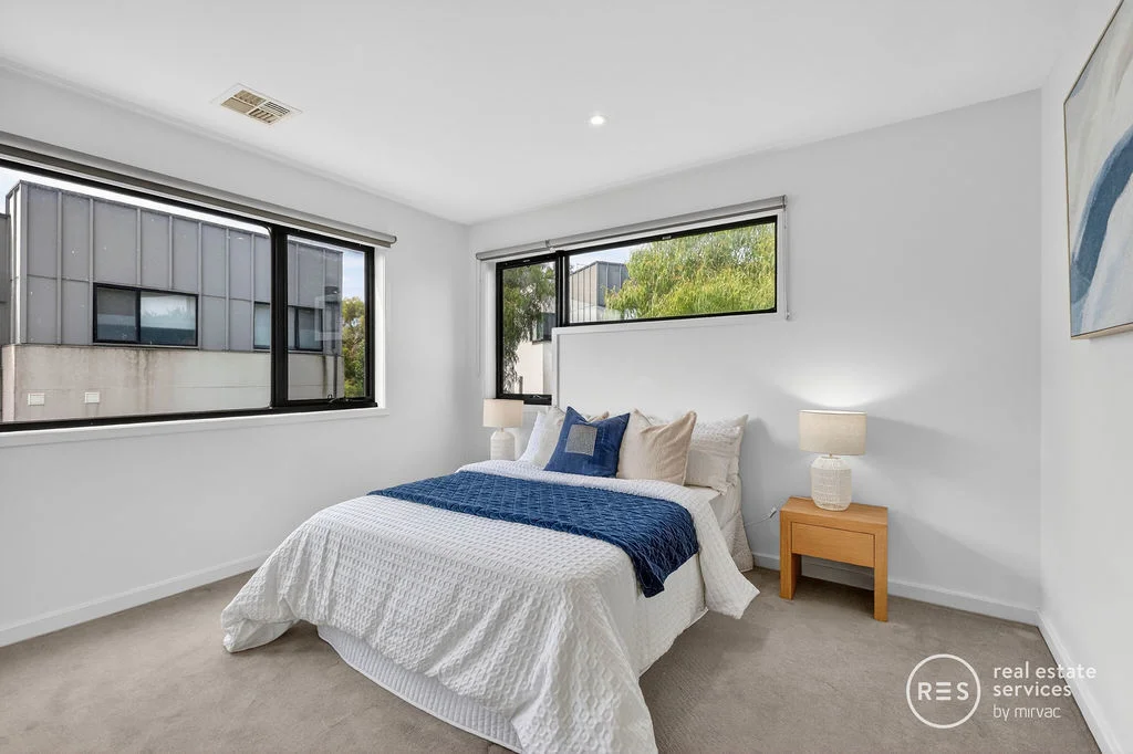 Additional image 14 of 5 Makybe Walk, Doncaster VIC 3108