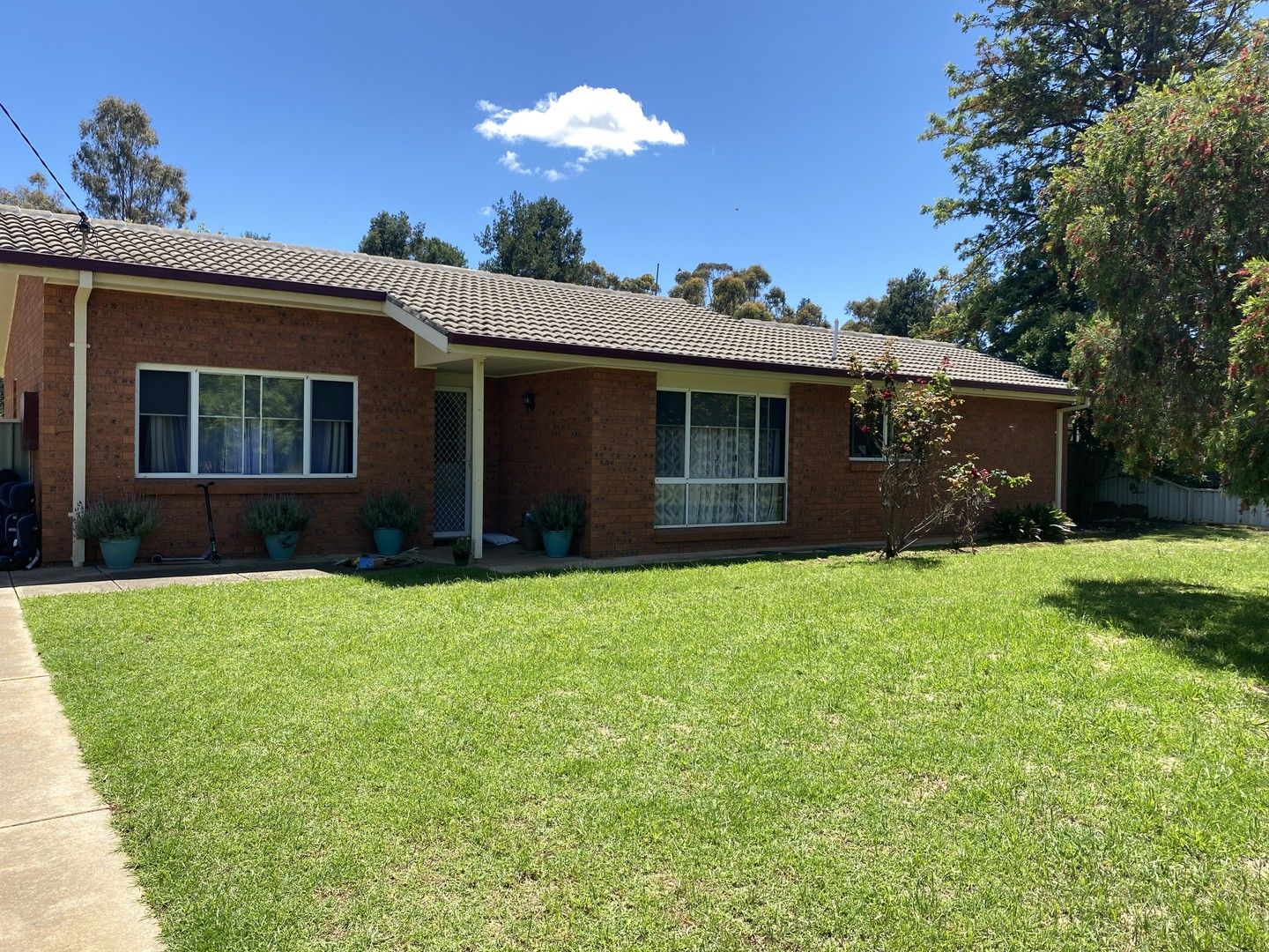 28 Dunrobin Street, Coolamon NSW 2701, Image 0