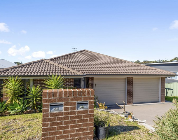 34A Gemini Way, Narrawallee NSW 2539