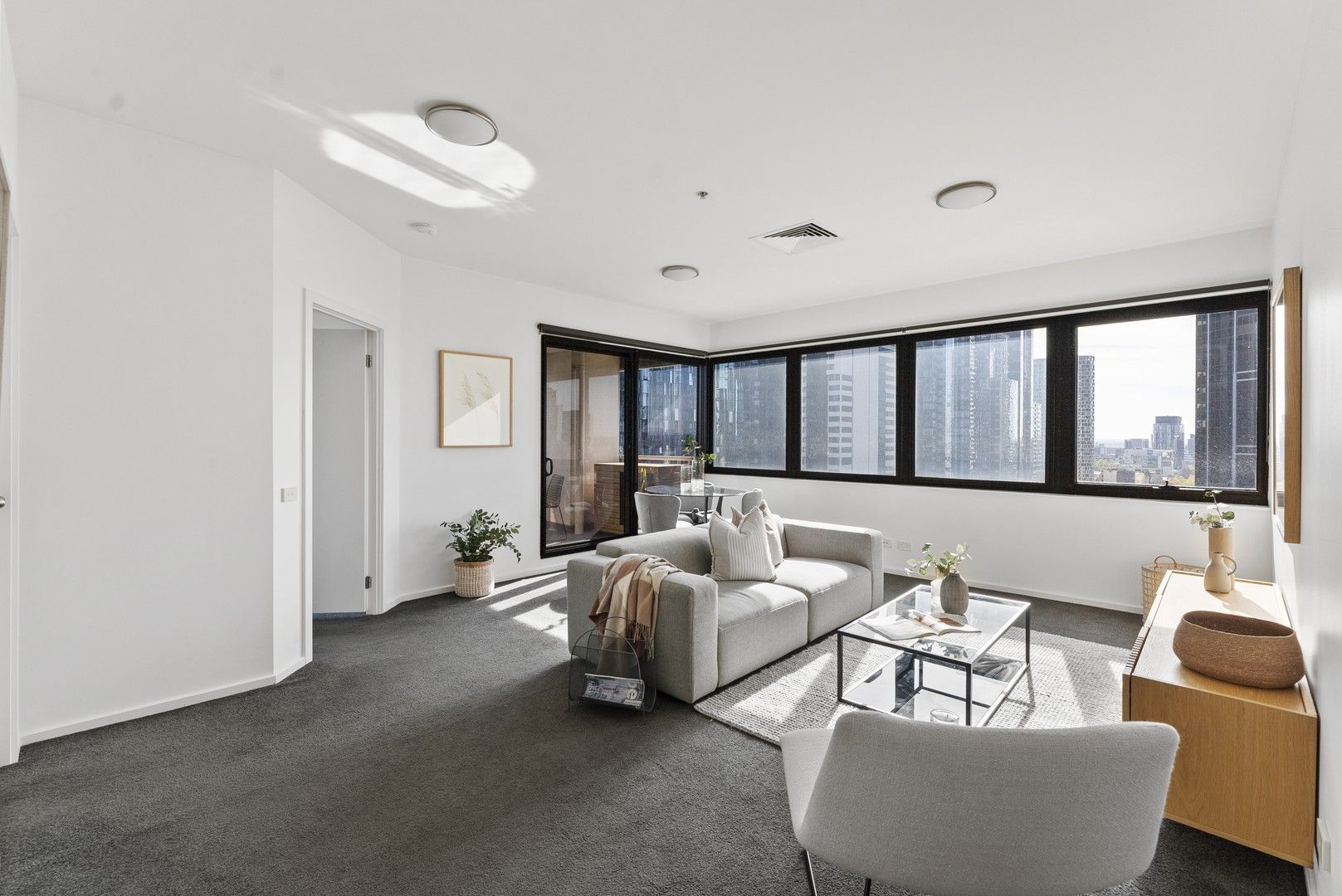 2 bedrooms Apartment / Unit / Flat in 2014/250 Elizabeth Street MELBOURNE VIC, 3000