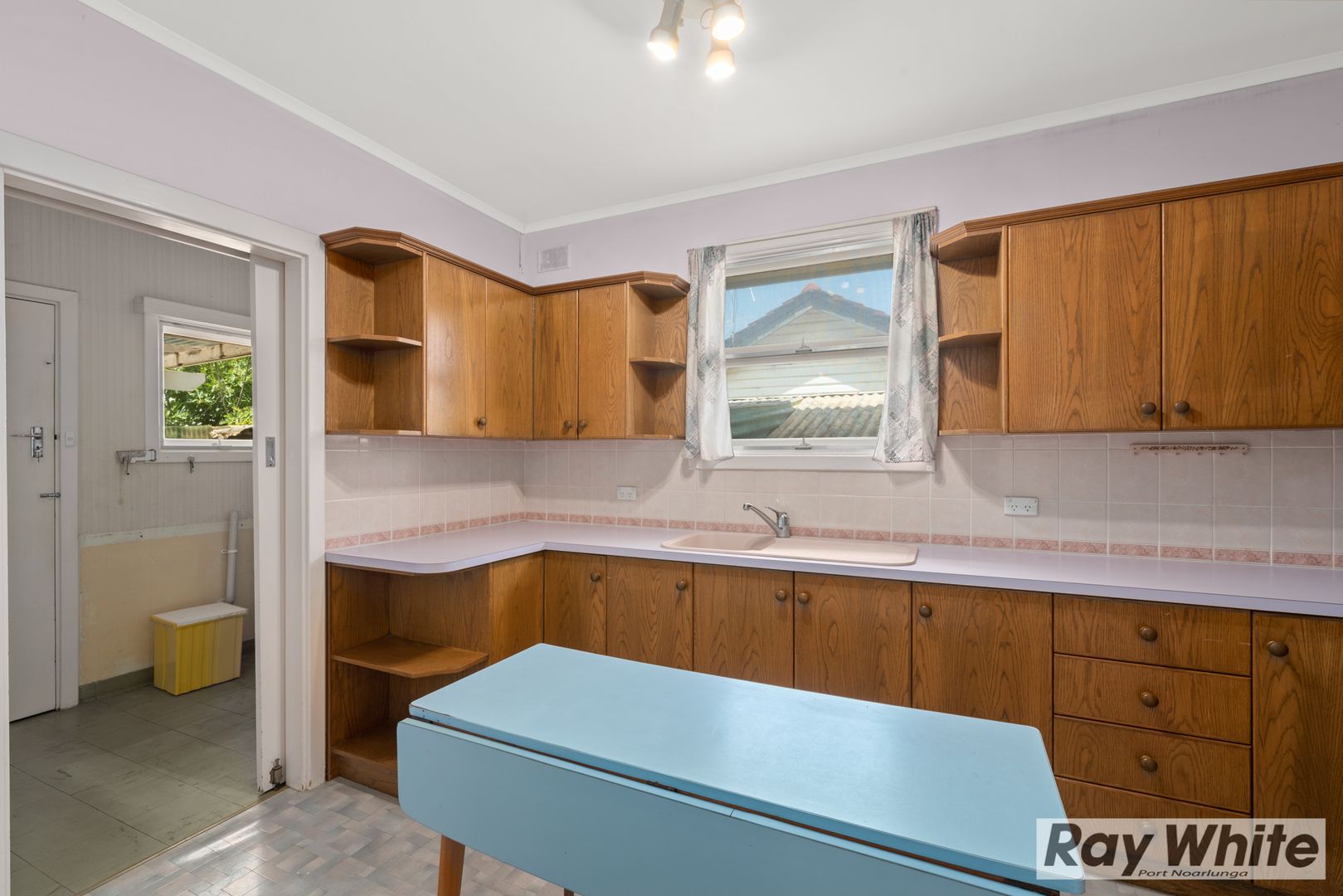 32 Vincent Street, Christies Beach SA 5165, Image 2