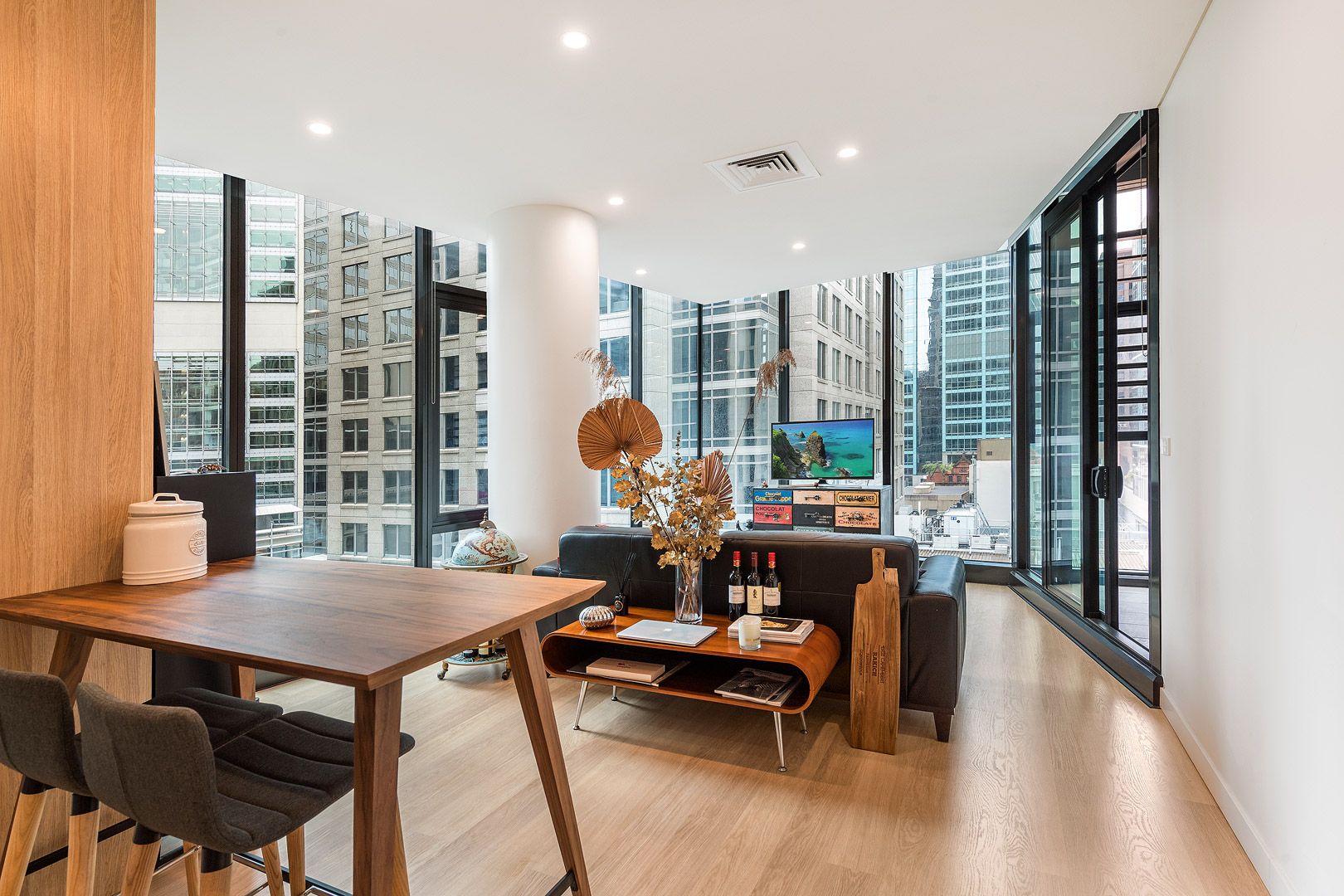 2 bedrooms Apartment / Unit / Flat in 703/38 York Street SYDNEY NSW, 2000