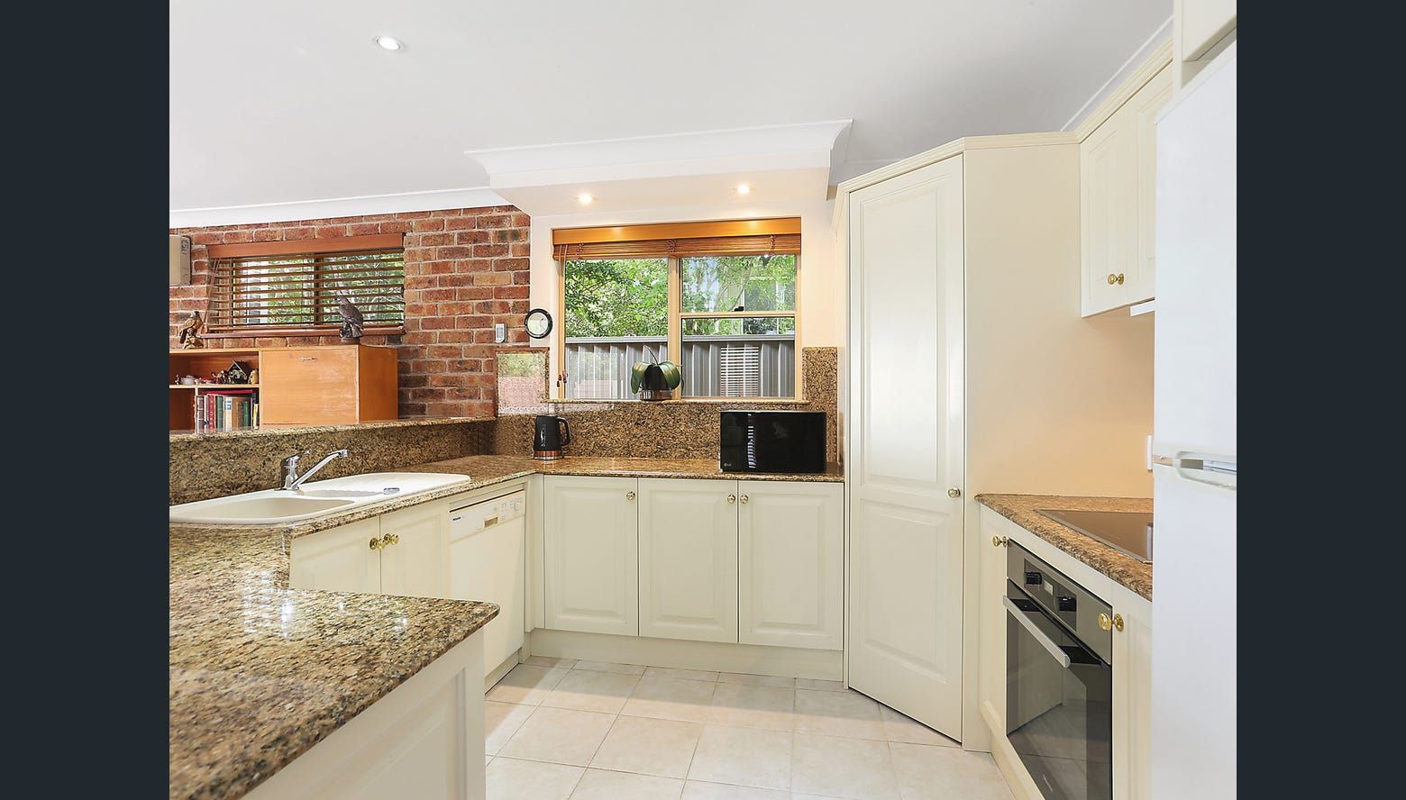 2/14 Dominic Street, Burraneer NSW 2230 Semidetached For Rent Domain