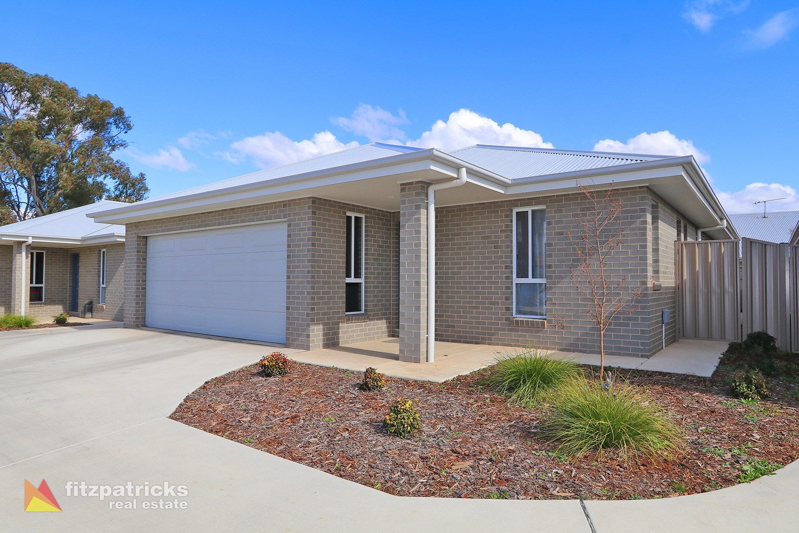 2/4 Kellerman Crescent, Boorooma NSW 2650, Image 0