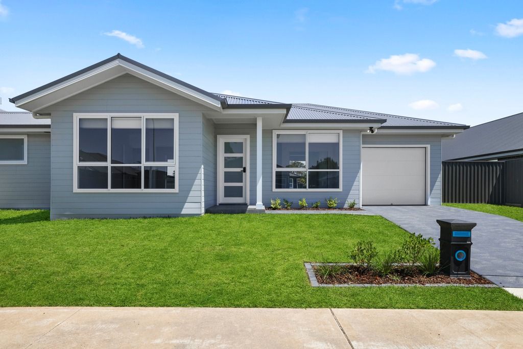 3 bedrooms House in 9 Gosbell Street TAHMOOR NSW, 2573