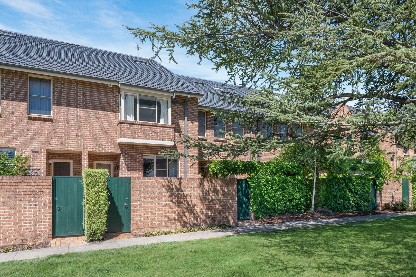 2 bedrooms Townhouse in 2/3 Ovens Street GRIFFITH ACT, 2603
