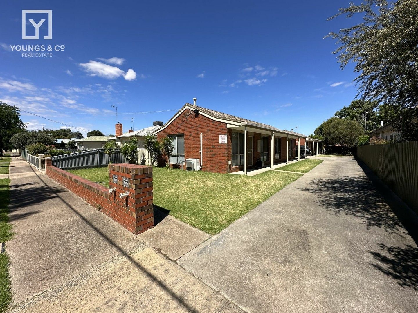 Unit 1/24 Leithen St, Shepparton VIC 3630, Image 0