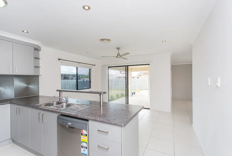 Additional image 4 of 16 Raylene Street, Mount Pleasant QLD 4740