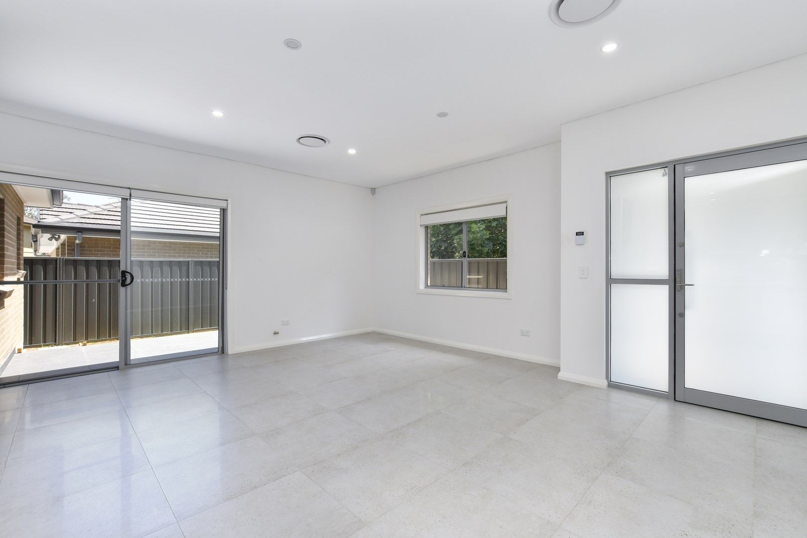 4/25 Memorial Avenue, Blackwall NSW 2256, Image 1