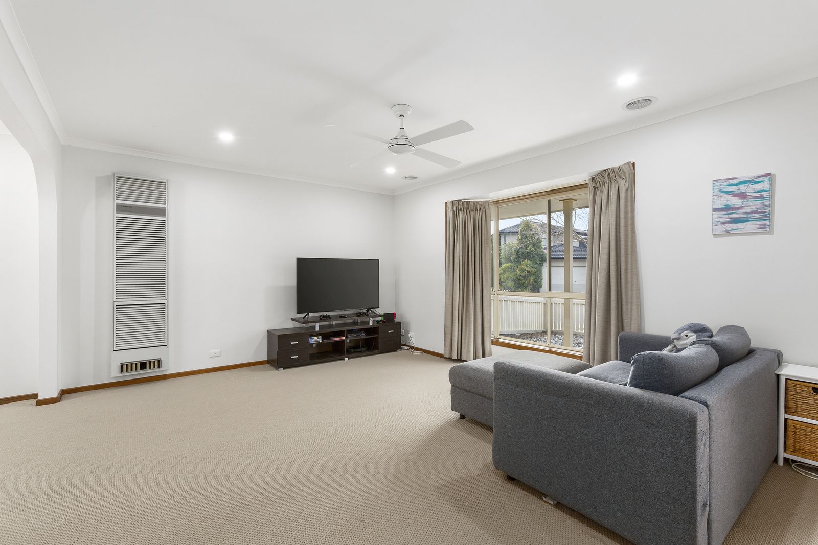 2/18 Donvale Drive, Leopold VIC 3224, Image 2