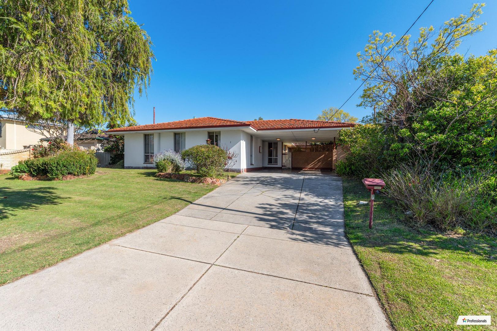 1 Salamander Place, Dianella WA 6059 Domain