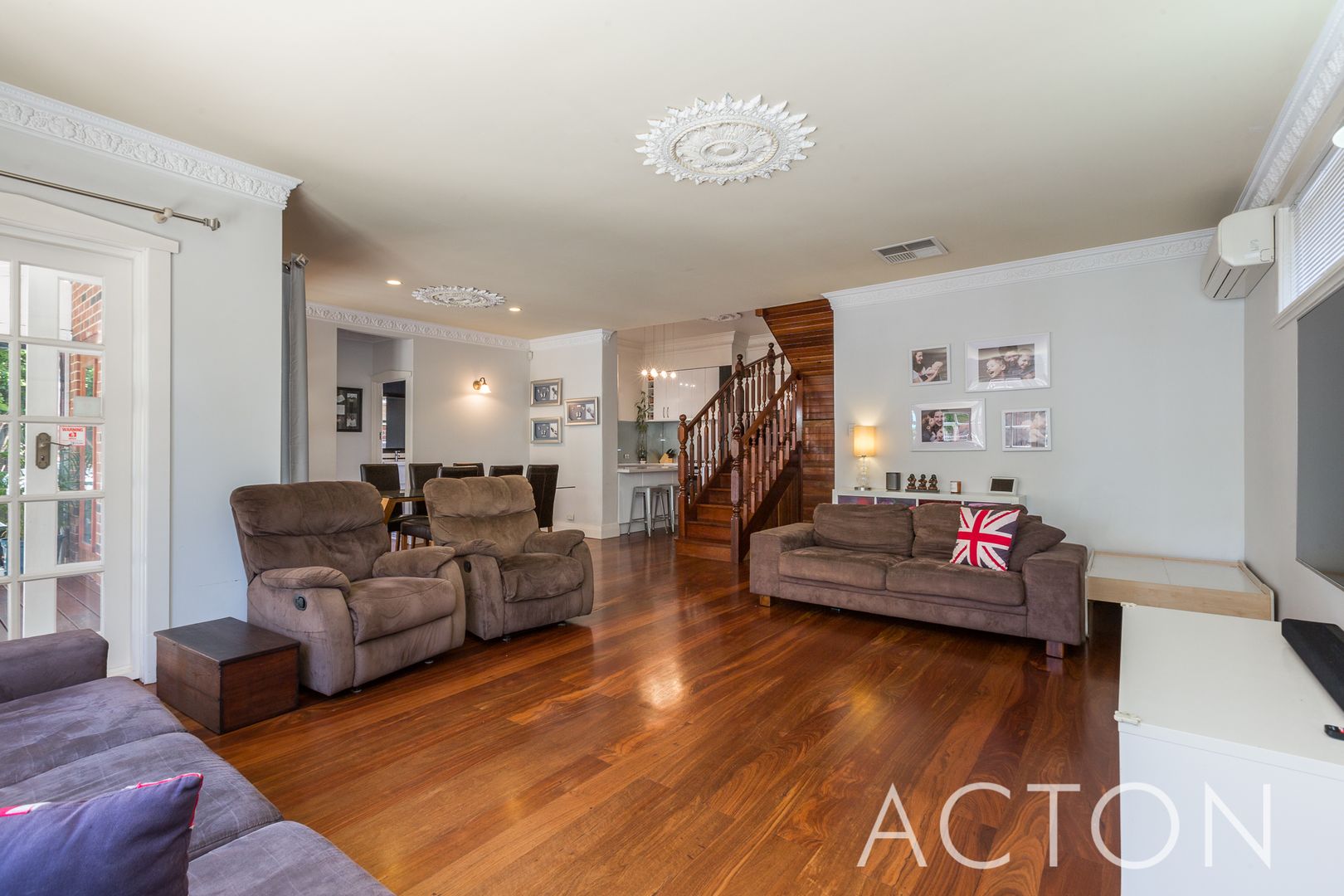 128 Shakespeare Street, Mount Hawthorn WA 6016, Image 2