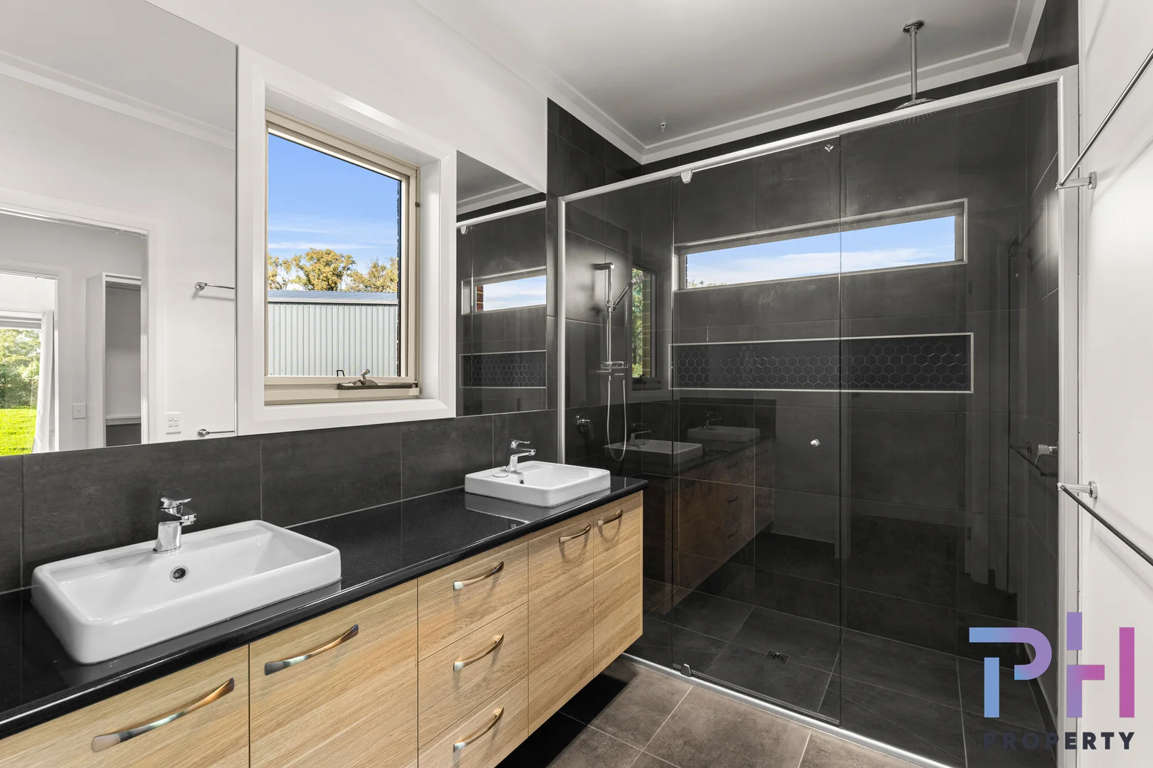 Additional image 12 of 8 Hardiman Lane, Kangaroo Flat VIC 3555