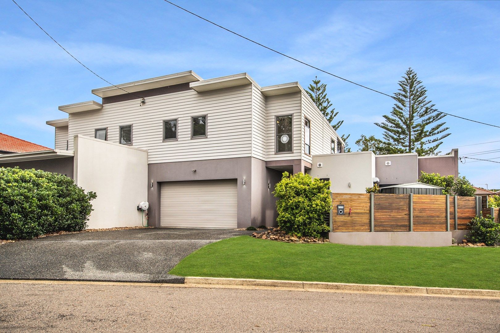 2 Redhead Street, Redhead NSW 2290, Image 2