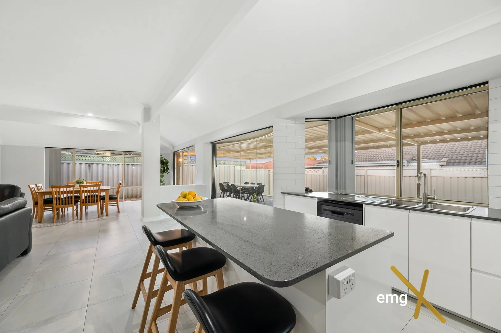 51 MAYOR ROAD, Lake Coogee WA 6166