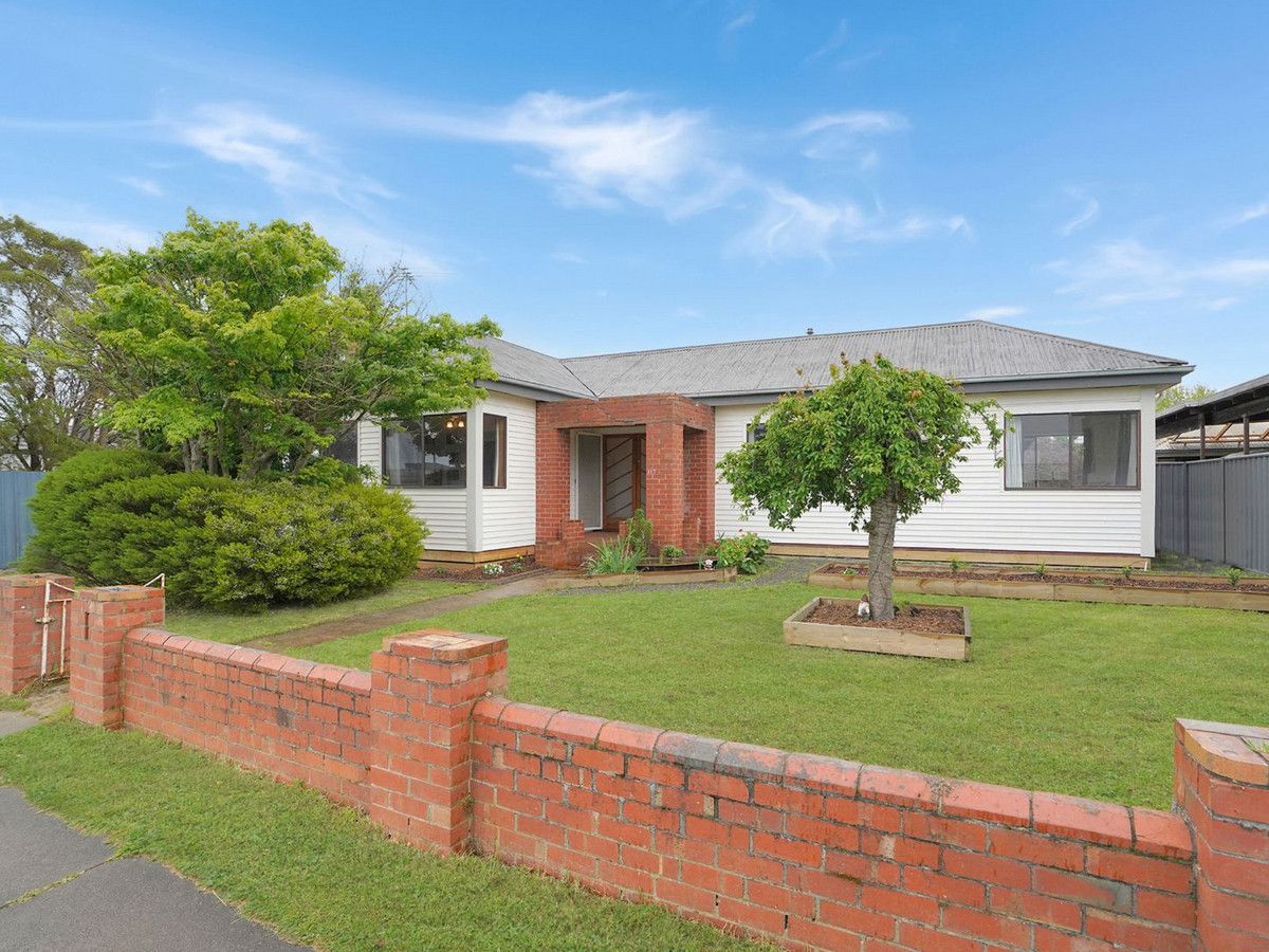 3 bedrooms House in 137 King Street HAMILTON VIC, 3300