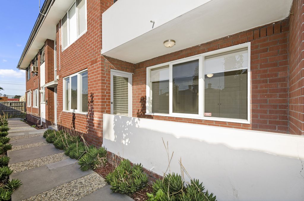 6/97 Cowper Street, Footscray VIC 3011