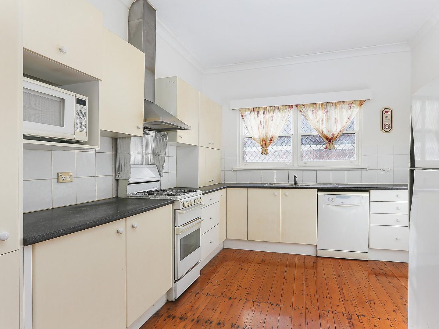 325 Rowe Street, Eastwood NSW 2122, Image 1