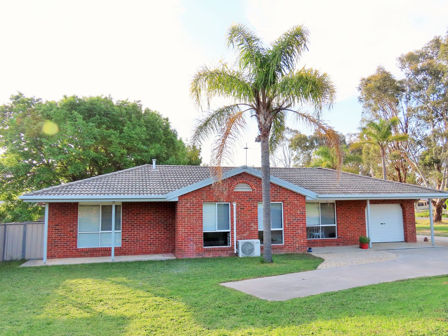 1/2 Gentle Road, Tangambalanga | Property History & Address Research ...