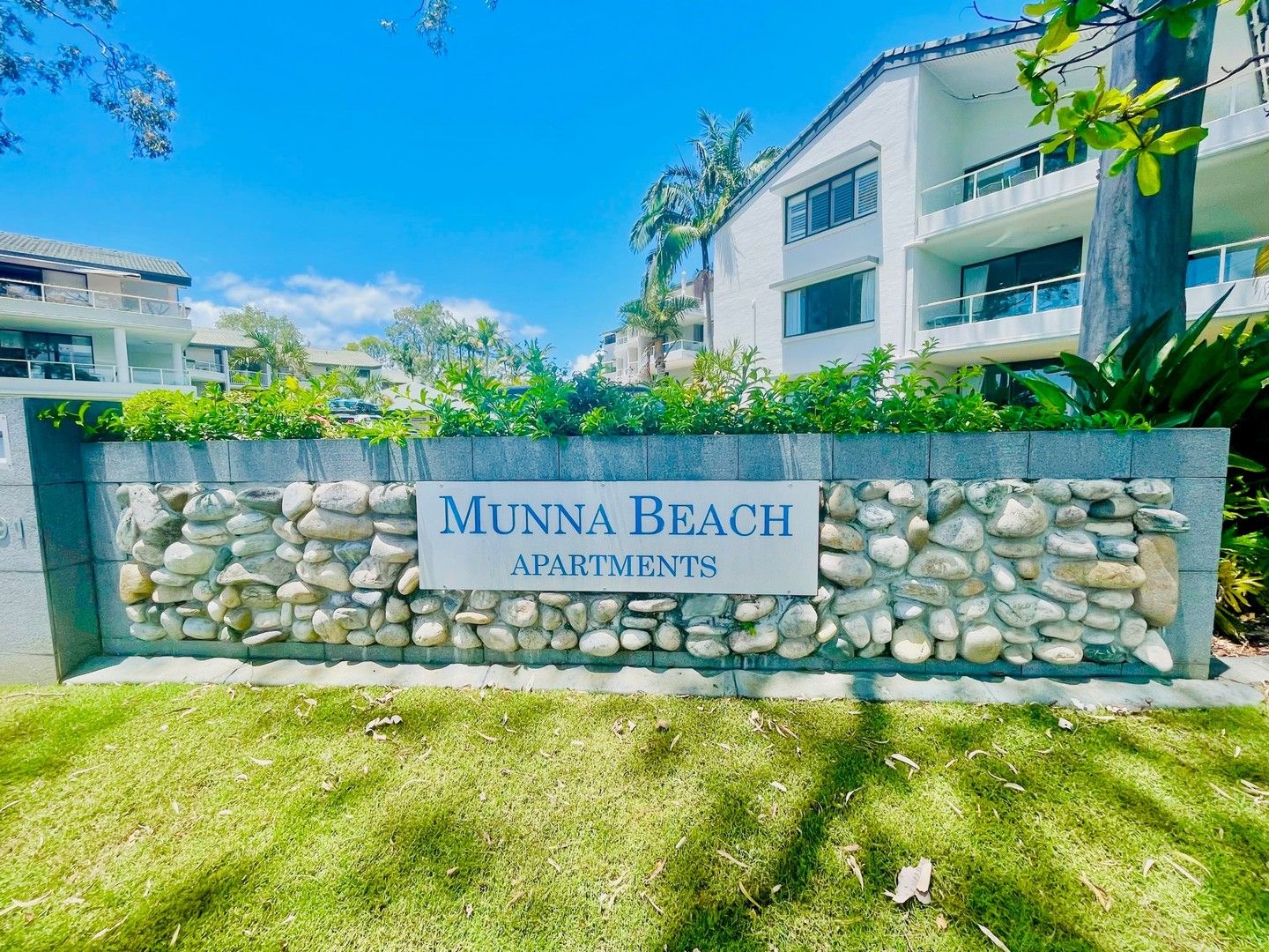 2 bedrooms Apartment / Unit / Flat in 2/291 Gympie Terrace NOOSAVILLE QLD, 4566
